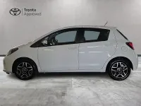 Usata Toyota Yaris Cool 69 CV (50 kW) 2014 Super white Utilitaria