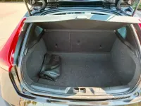 Usata Volvo V40 Momentum 120 CV (88 kW) 2017 Nero Berlina