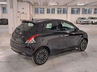 Usata Lancia Ypsilon 69 CV (50 kW) 2024 Nero Utilitaria