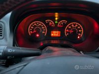 Usata Fiat Doblò 100 CV (73 kW) 2012 Blu Monovolume