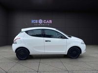 Usado Lancia Ypsilon 69 HP (50 kW) 2018 Branco Citadino