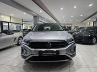 Usata VW T-Roc Life 116 CV (85 kW) 2023 Grigio SUV