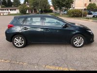Usata Toyota Auris Active 132 CV (97 kW) 2013 Blu Berlina
