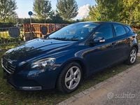 Usata Volvo V40 Kinetic 114 CV (83 kW) 2015 Blu Station wagon