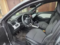 Usata Renault Clio 90 CV (66 kW) 2023 Grigio Utilitaria