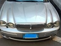 Usata Jaguar X-type 156 CV (114 kW) 2001 Grigio Berlina