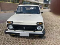 Usata Lada niva 80 CV (58 kW) 1995 Bianco SUV
