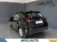 Usata Toyota Yaris Hybrid Business Edition 92 CV (67 kW) 2020 Colore nero Berlina