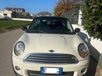 Usata Mini Cooper D 111 CV (81 kW) 2011 Beige Utilitaria