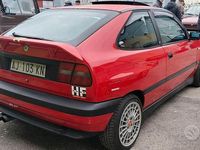 Begagnad Lancia Delta 186 HK (136 kW) 1995 Röd Halvkombi