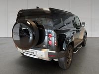 Usata Land Rover Defender SE 200 CV (147 kW) 2023 Santorini black SUV