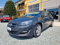 Usata Opel Astra 140 CV (102 kW) 2015 Grigio Station wagon