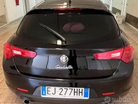 Usata Alfa Romeo Giulietta Distinctive 140 CV (102 kW) 2011 Nero Berlina