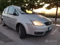 Usata Ford C-MAX Ghia 90 CV (66 kW) 2006 Monovolume