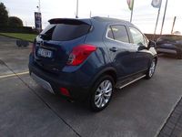 Usata Opel Mokka Cosmo 131 CV (96 kW) 2015 Blu metallizzato SUV