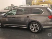 Usata VW Passat Alltrack 190 CV (139 kW) 2017 Grigio Station wagon