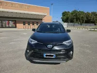 Usata Toyota RAV4 Hybrid Lounge 155 CV (114 kW) 2017 Nero SUV