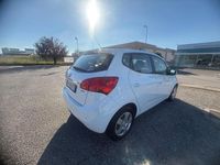 Usata Kia Venga 89 CV (65 kW) 2016 Bianco Utilitaria