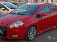 Usata Fiat Grande Punto 90 CV (66 kW) 2007 Rosso Utilitaria