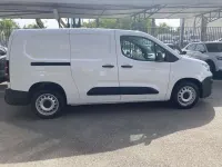 Usata Fiat Doblò 101 CV (74 kW) 2023 Bianco Monovolume