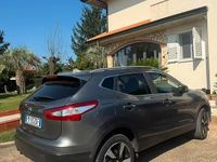 Usata Nissan Qashqai N-Connecta 131 CV (96 kW) 2017 Grigio SUV