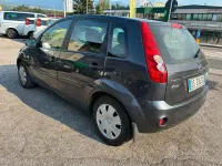 Usata Ford Fiesta 75 CV (55 kW) 2008 Grigio Utilitaria