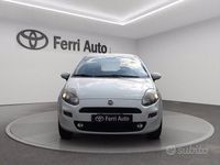 Usata Fiat Punto Lounge 70 CV (51 kW) 2016 Bianco Utilitaria