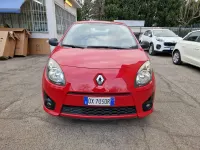 Usata Renault Twingo LE 58 CV (42 kW) 2009 Rosso Utilitaria