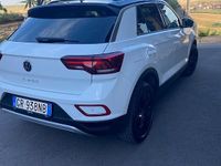 Usata VW T-Roc R-line 110 CV (80 kW) 2023 SUV