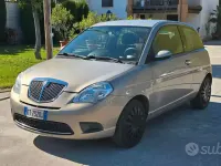 Usado Lancia Ypsilon 60 HP (44 kW) 2009 Citadino