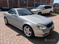 Usata Mercedes SLK320 AMG 218 CV (160 kW) 2001 Grigio Cabrio