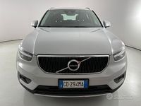 Usata Volvo XC40 Momentum 150 CV (110 kW) 2020 Bianco SUV