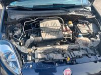 Usata Fiat Punto Lounge 78 CV (57 kW) 2013 Blu Berlina