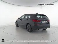 Begagnad BMW 118 Sport Line 140 HK (102 kW) 2020 Grå Halvkombi