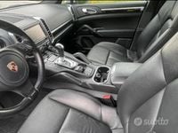 Usata Porsche Cayenne 2011 Bianco SUV