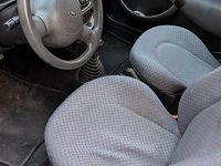 Usata Ford Ka 60 CV (44 kW) 2004 Blu Utilitaria