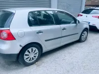 Usata VW Golf IV 105 CV (77 kW) 2004 Grigio Utilitaria