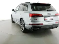 Usata Audi Q7 S-Line 286 CV (210 kW) 2024 Grigio metalizzato SUV