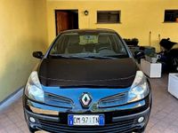 Usata Renault Clio III 85 CV (62 kW) 2008 Nero Utilitaria