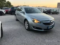 Usata Opel Insignia Cosmo 163 CV (119 kW) 2015 Blu Station wagon