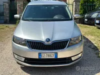Usata Skoda Rapid Style 105 CV (77 kW) 2015 Grigio Utilitaria