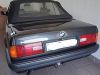 Usata BMW 318 Cabriolet 116 CV (85 kW) 1992 Nero Cabrio