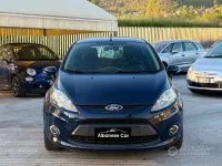 Usata Ford Fiesta Titanium 97 CV (71 kW) 2012 Blu Berlina
