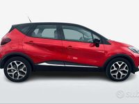 Usata Renault Captur Intens 90 CV (66 kW) 2018 Rosso SUV