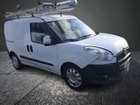 Usata Fiat Doblò 105 CV (77 kW) 2014 Bianco Monovolume