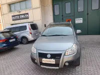 Usata Fiat Sedici Emotion 120 CV (88 kW) 2006 Grigio SUV