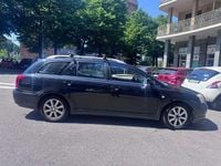 Usata Toyota Avensis 116 CV (85 kW) 2004 Nero Station wagon
