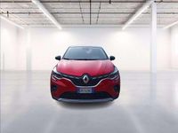 Usata Renault Captur Engineered 94 CV (69 kW) 2023 Rosso metallizzato SUV