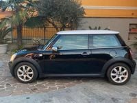 Usata Mini Cooper D 112 CV (82 kW) 2010 Nero Utilitaria