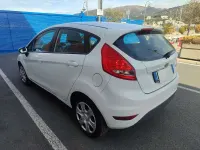Usata Ford Fiesta Titanium 82 CV (60 kW) 2009 Bianco Utilitaria